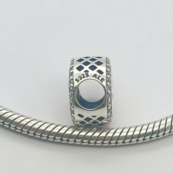 Pandora Dangle Charm Cheerleader Go Team! Charm - Picture 3 of 3